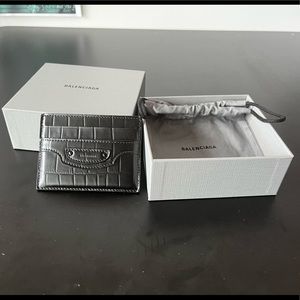 LIKE NEW AUTHENTIC BALENCIAGA BLACK NEO CLASSIC CARDHOLDER